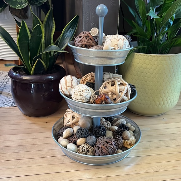 3 Tier Metal Tray, Indoor & Outdoor Use, like new, farmhouse style - Picture 2 of 10